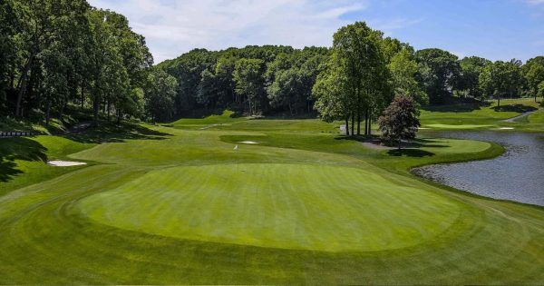 TPC River Highlands Hole 15